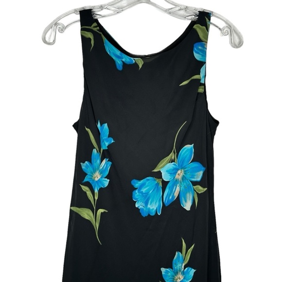 Studio I Floral Dress - Picture 2 of 7